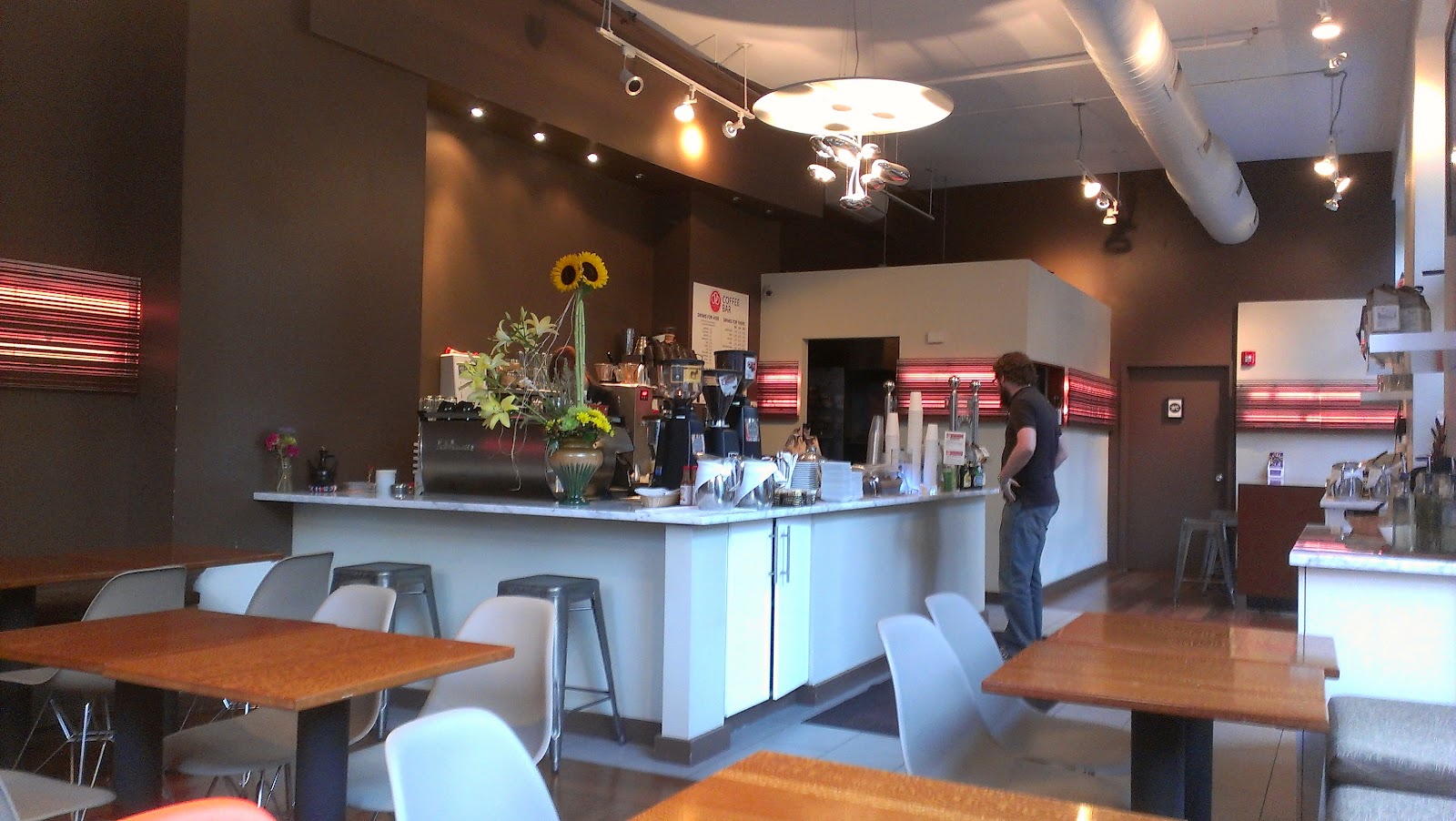 a hint of mustard. philadelphia the food.