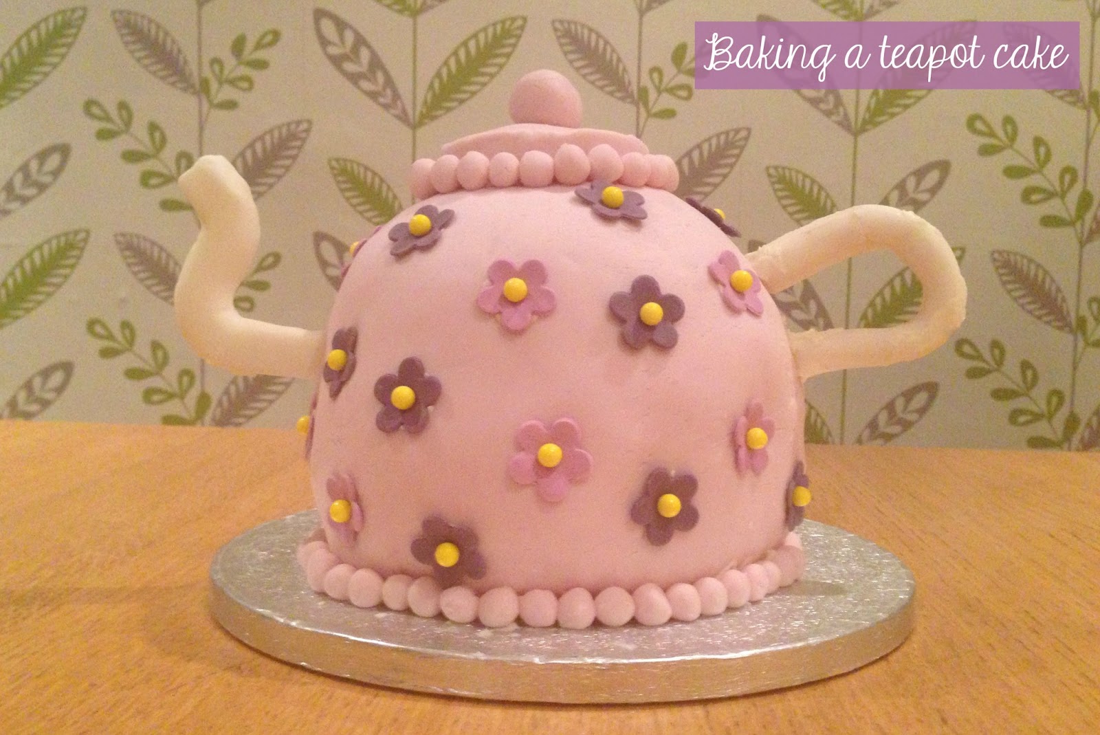 Baking a teapot birthday cake flutter and sparkle