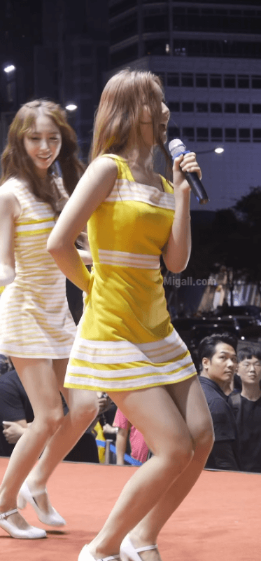 노란 원피스가 잘 어울리는 엘리스 소희