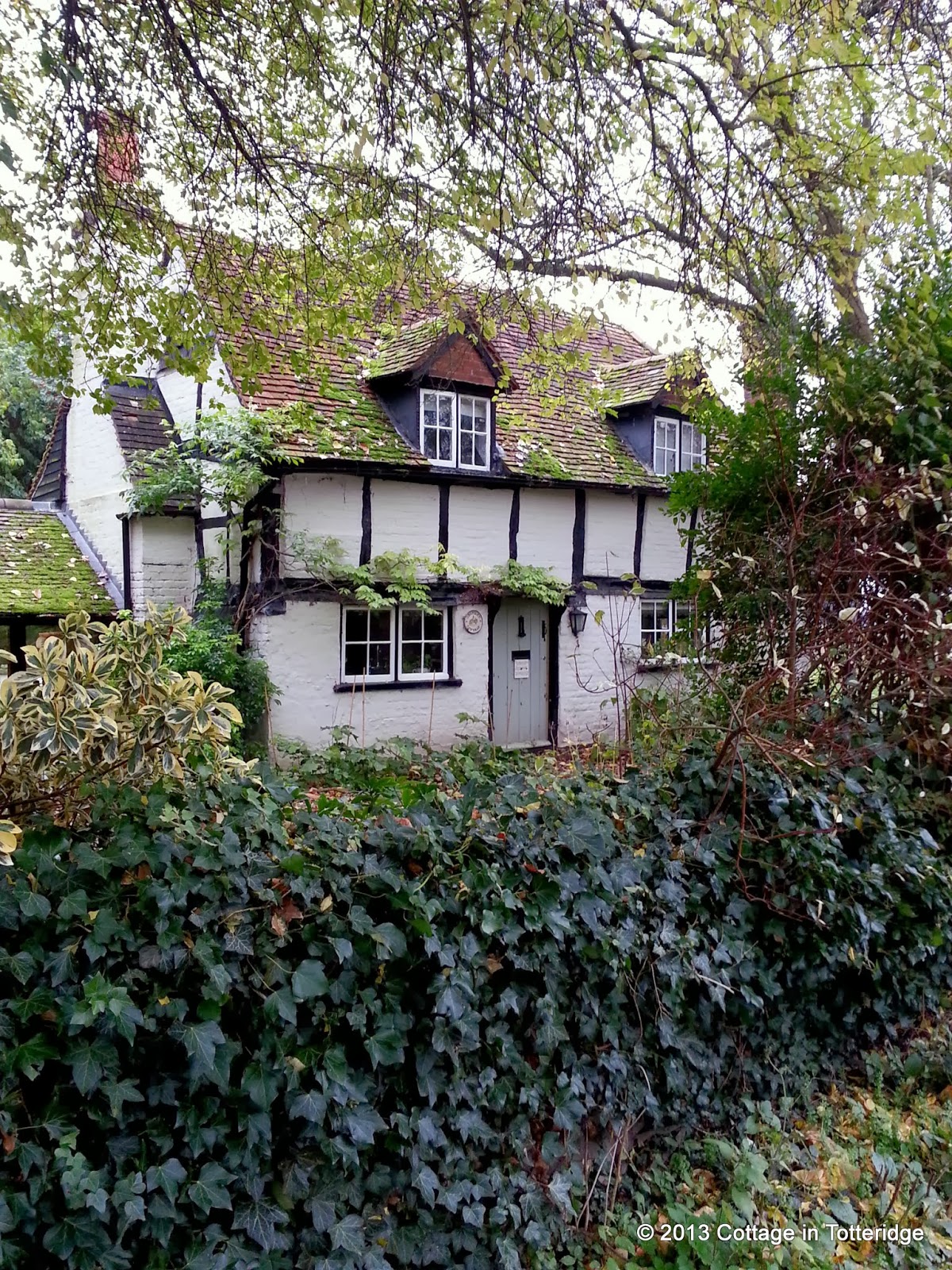 A Cottage in Totteridge Away in Amersham