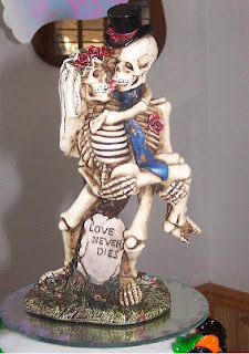 Team Building Talk: Funny Wedding Cake Toppers
