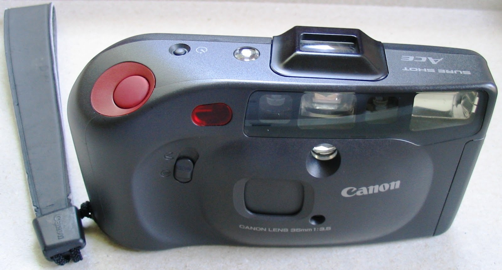 The Best Automatic 35mm Camera // Canon Sure Shot Ace