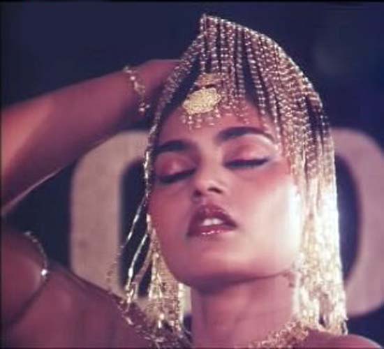 Silk Smitha - Biography - Lots Pics