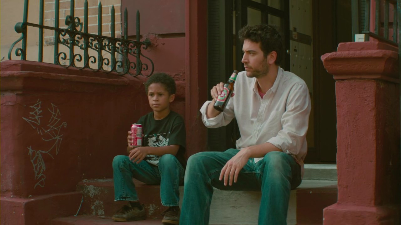 Ben ve Kırmızı Dünyam HappyThankYouMorePlease Mutluyum, Devam Et 2011