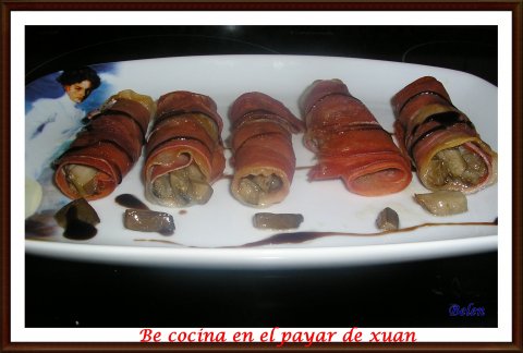 Rollitos De Jamón Serrano Rellenos De Setas Al Ajillo