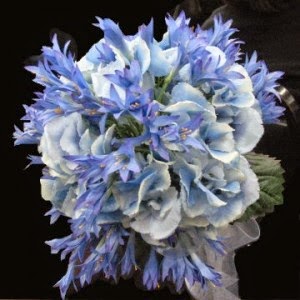 wedding flowers blue winter captivating