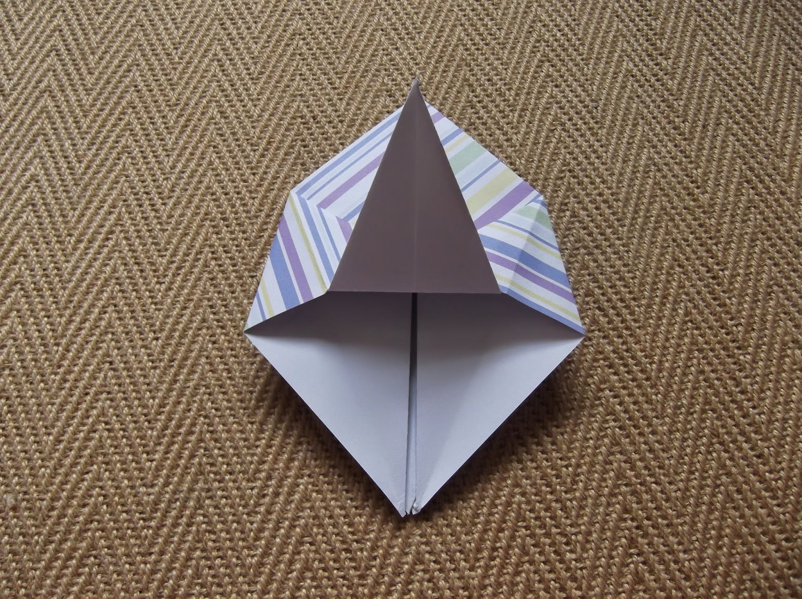 Jennysis Origami Basket tutorial