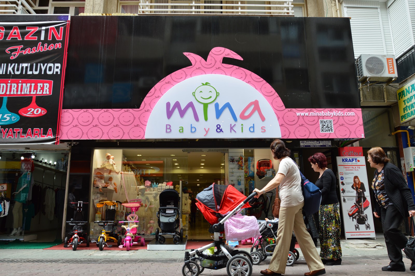 Mina Baby&amp;Kids Karşıyaka Mina Baby&amp;Kids Mağazamız
