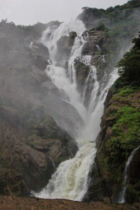 Dudhsagar Waterfalls Goa - Waterfalls In Goa