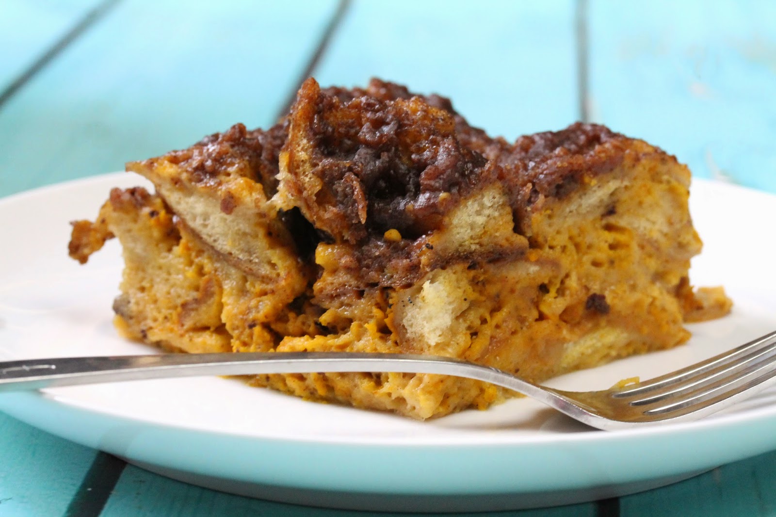Slow Cooker Overnight Pumpkin French Toast Casserole