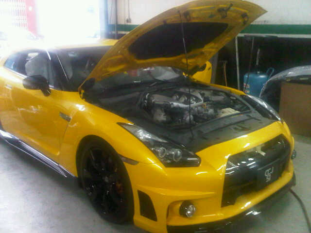 Yellow Gtr R35