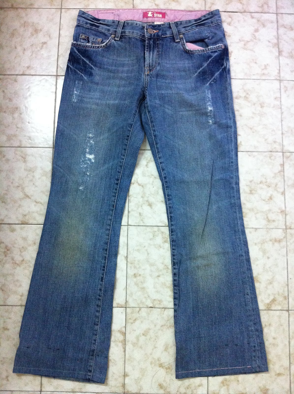 merrilyhappily H&M jeans; Gio white linen pants