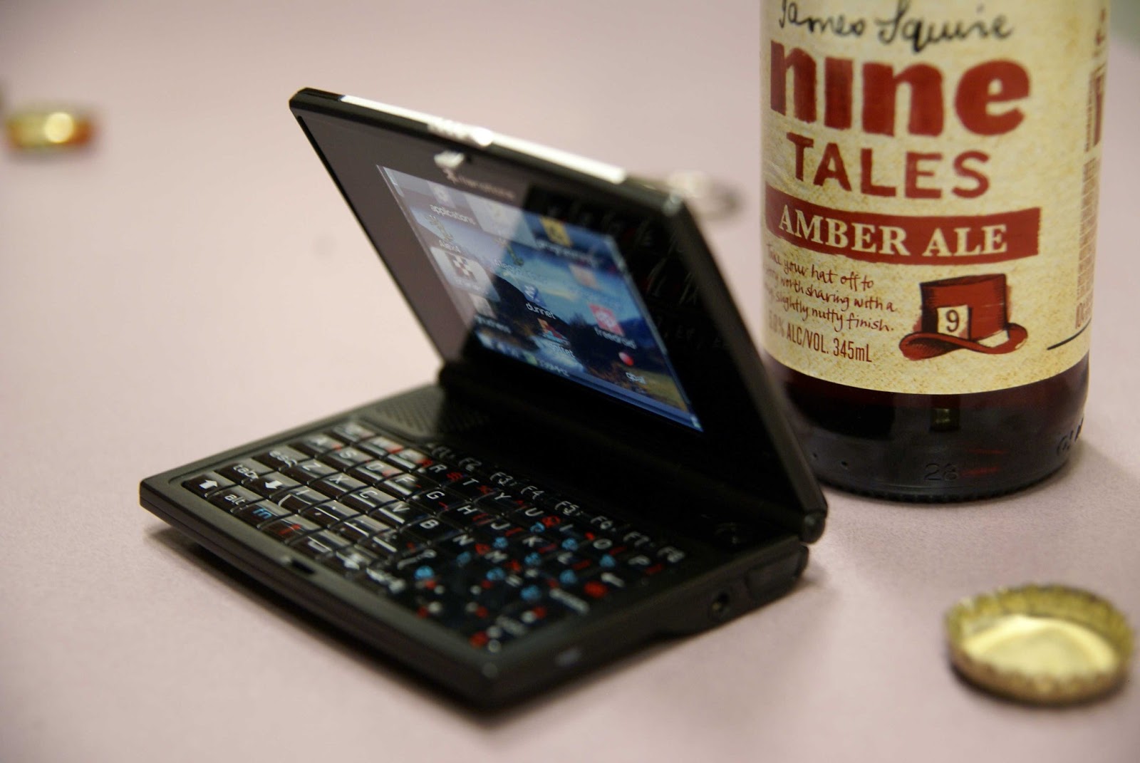 Worlds Smallest Laptop Minimalis