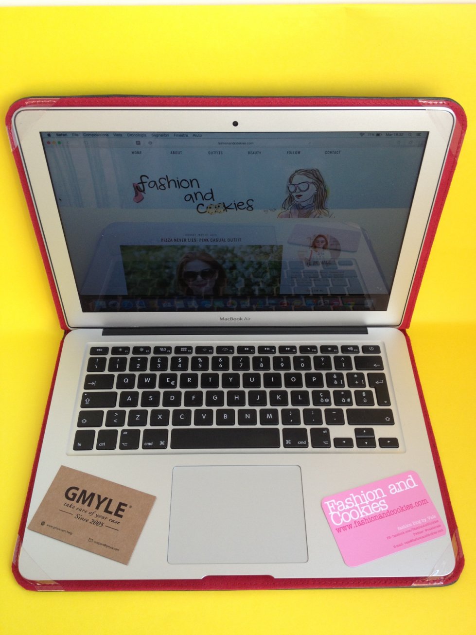 Gmyle leather folio 13 MacBook Air case review on Fashion and Cookies fashion blog