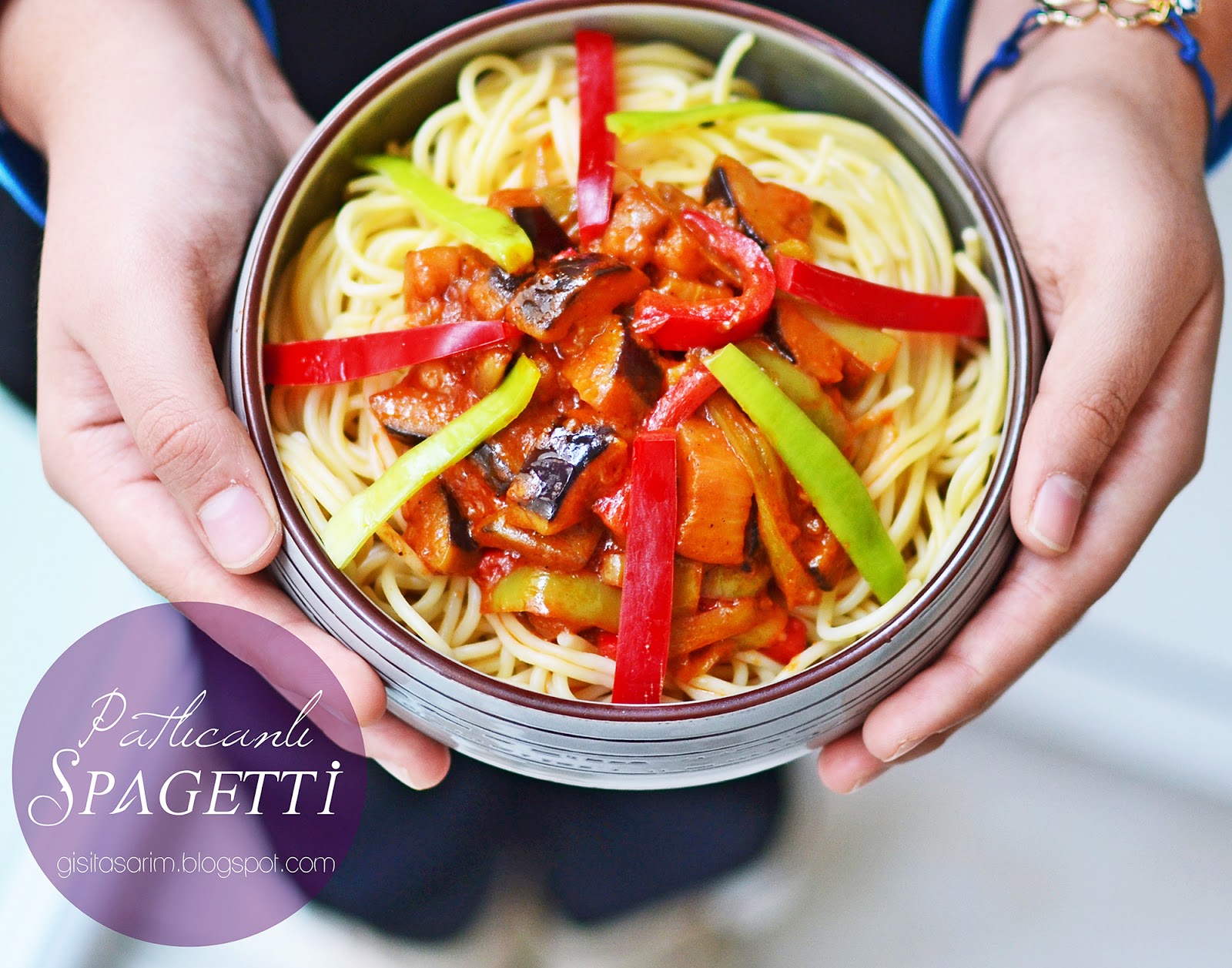 Kıymalı Patlıcanlı Spagetti Kıymalı Patlıcanlı Spagetti