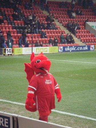 leyton orient mascot
