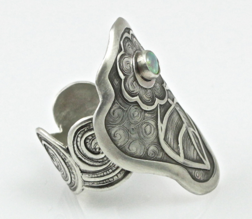 Amy Chomas Metal clay & the Chomas Creations engraving tip