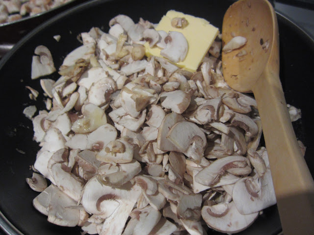 creamy mushroom sauce ingredients