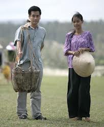 [Image: phimso.info-mauxanhdoimat.jpg]