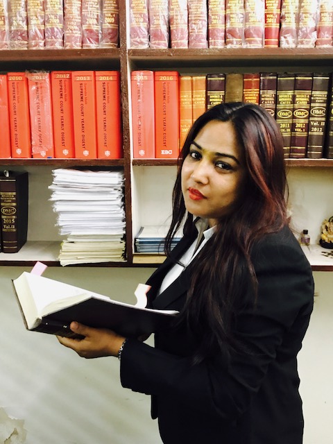 Advocate Prachi singh