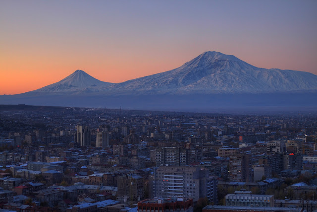 Ночная панорама Еревана