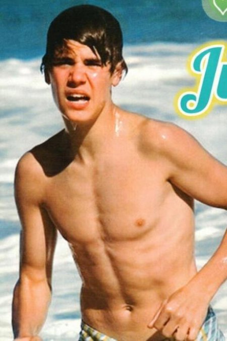Bieber Shirtless