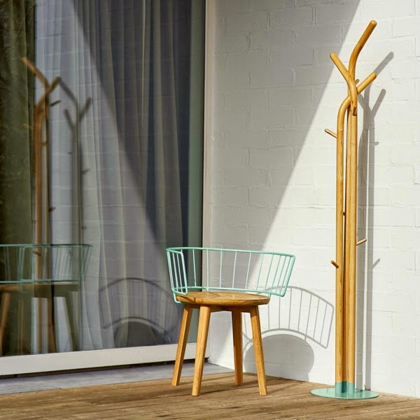 10 Creative wooden coat stand designs for 2015