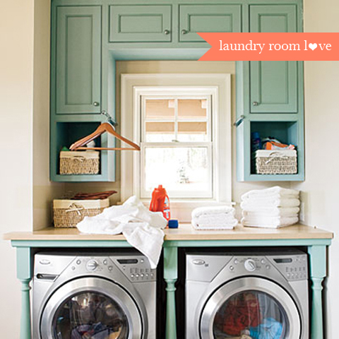 http://3.bp.blogspot.com/-7Nk8FjZy6g8/TlRb73t5W9I/AAAAAAAABHE/cpg_lqlsnAM/s1600/laundry+2-turquoise-cabinets-martha-stewart-blue-southern-living-laundry-room-shelves.jpg