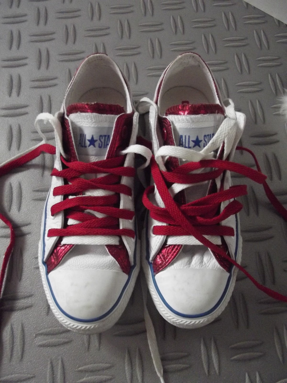 converse double lacet