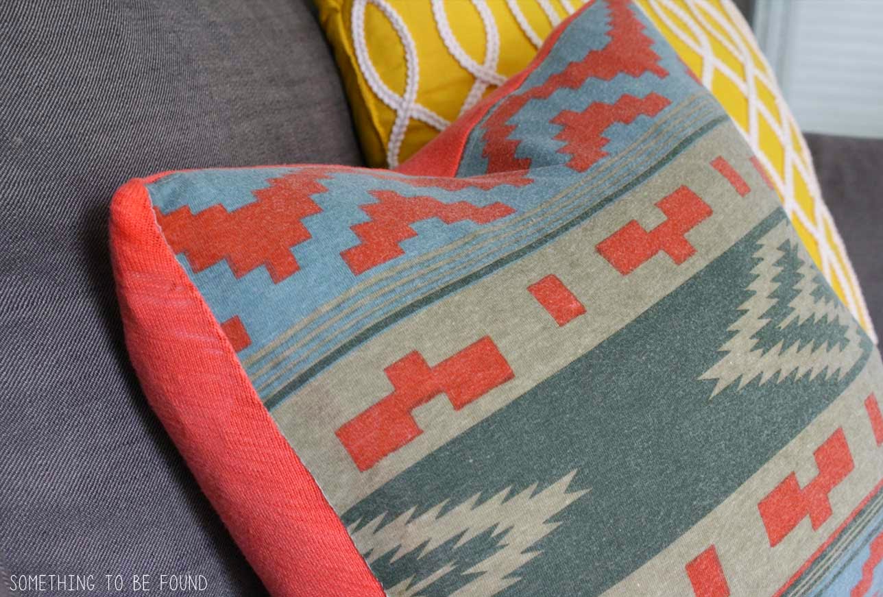 Something to be Found NoSew Pillow Cover Goodwill Project 23