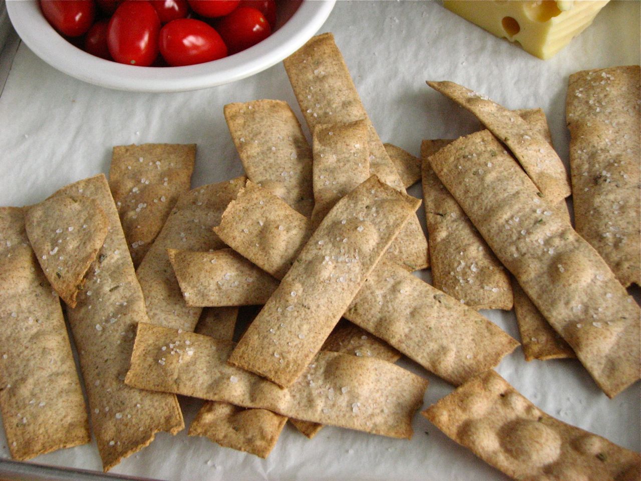 Delectably Mine Crisp Rosemary Garlic Crackers