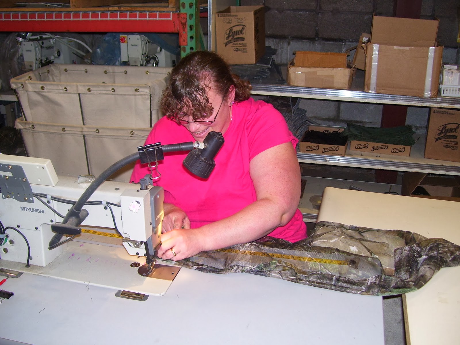 Passport America Site Seers Turn Your Vehicle Into a Tent in Seconds