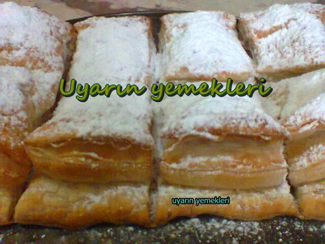 Uyarın Yemekleri Kürt böreği