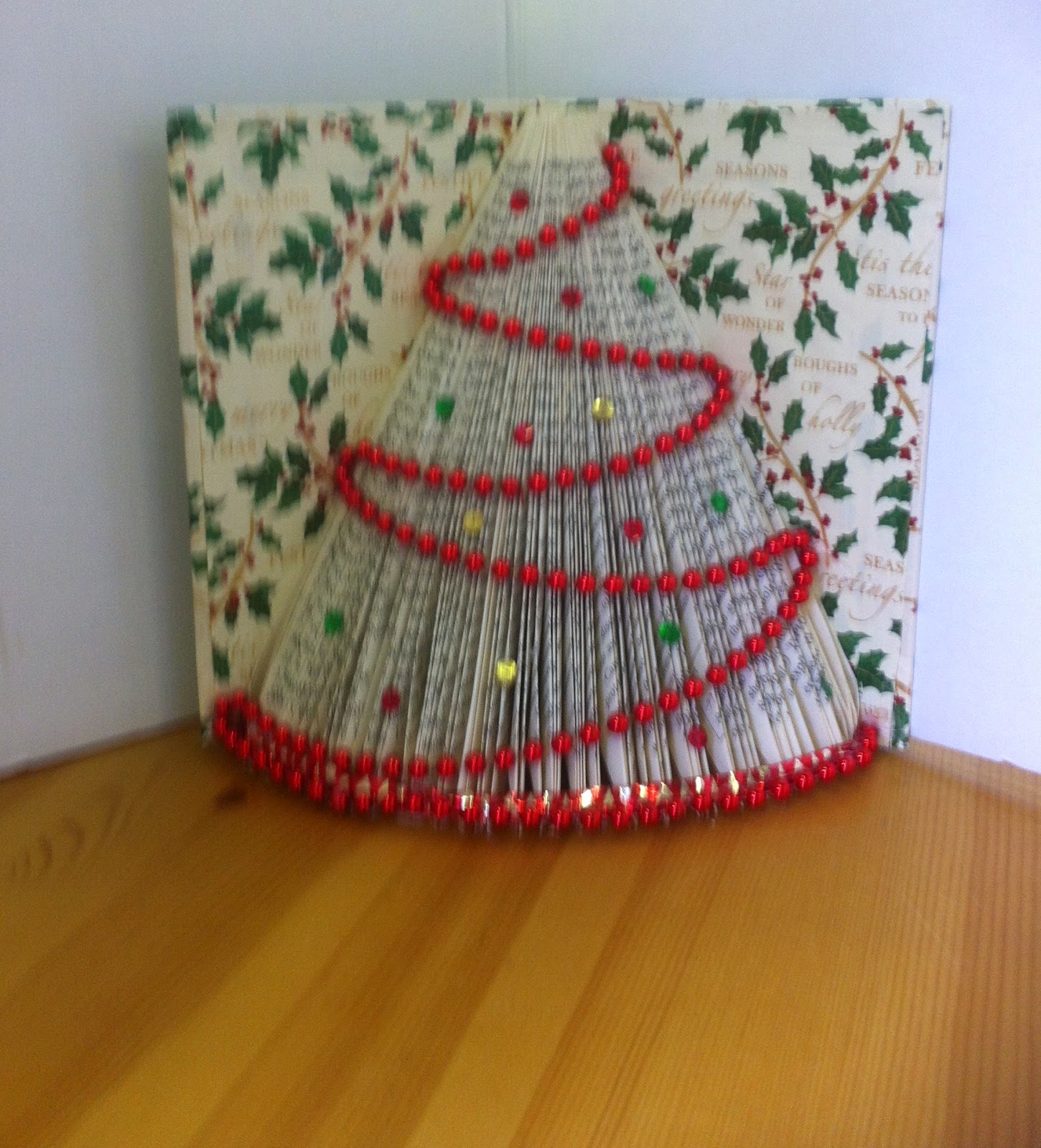 Christmas 2 Inspire Book Folded Christmas Tree
