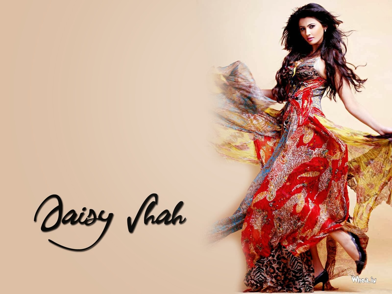 Daisy Shah HD wallpapers Free Download