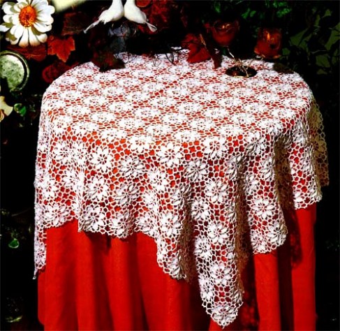 Yeni Orgu Modasi Tig Isi Dantel Masa Ortuleri 2013