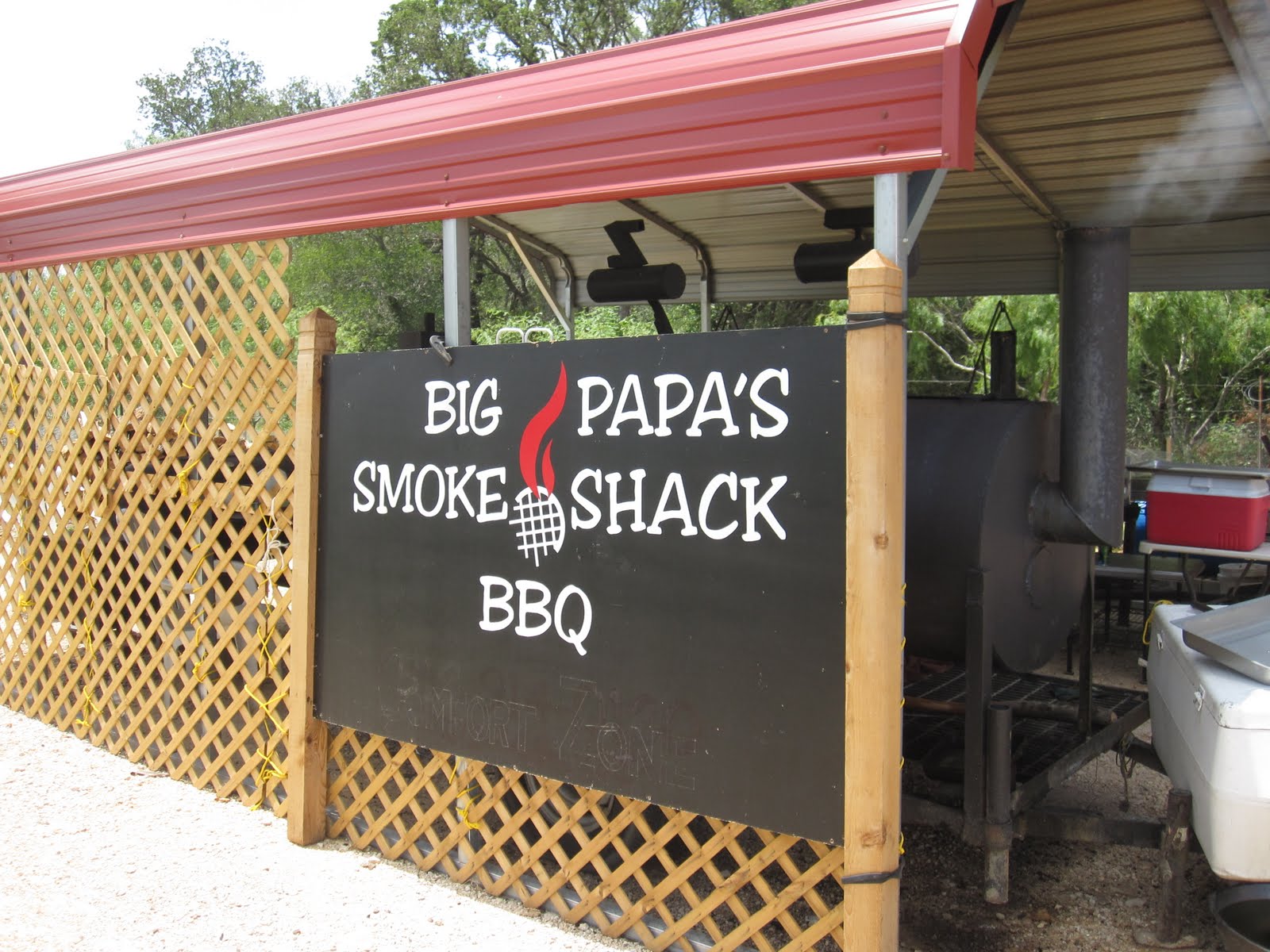 Man Up Tales of Texas BBQ™ The rest from Big Papa's Smoke Shack