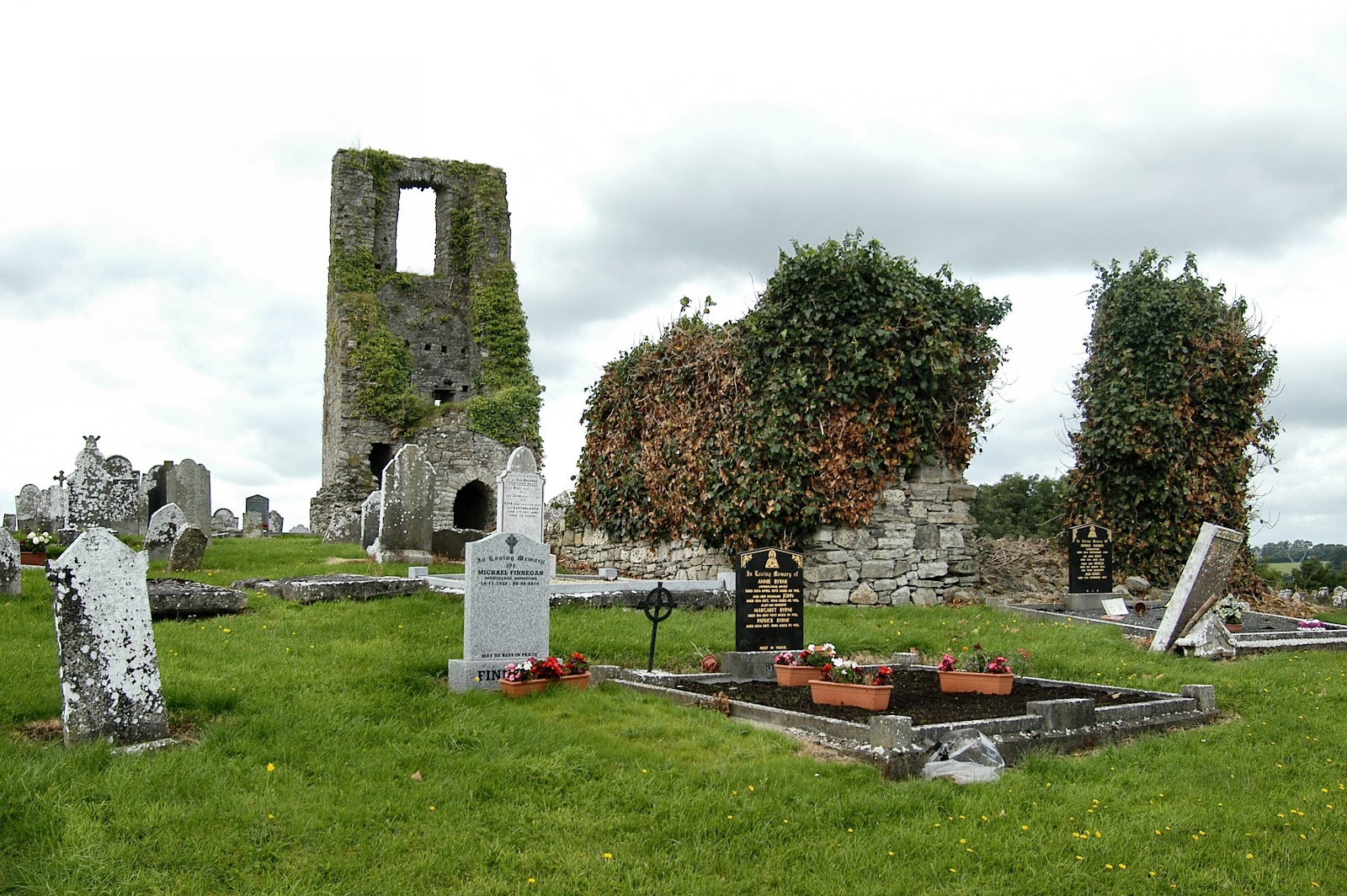 ireland ruins