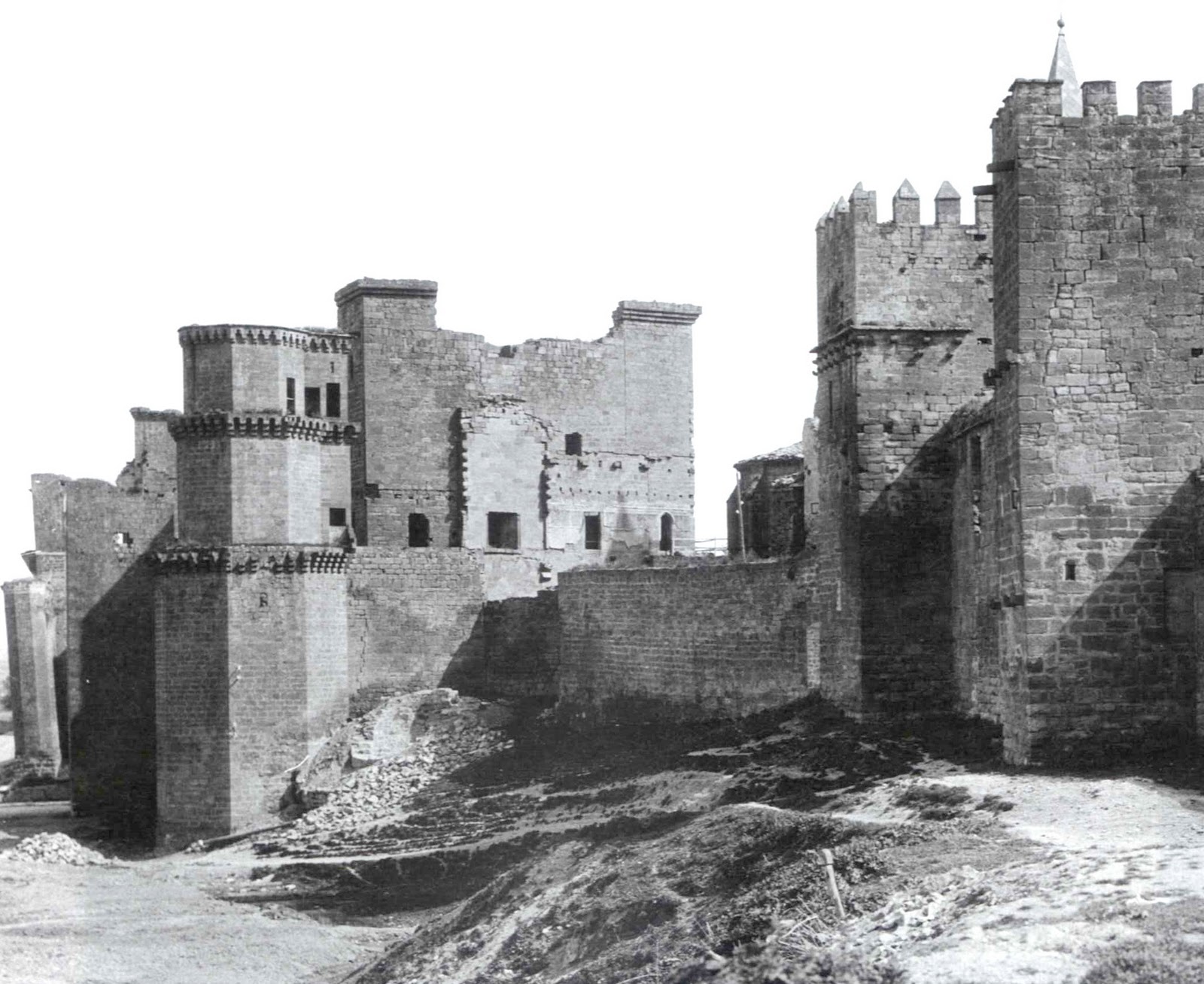 Arquitectura Religiosa de Cartagena - Página 25 Castillo+sin+Huevo.+Adolf+m%25C3%25A1s+o+menos+1900