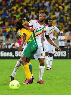 keita giving Yeye a wedgie AFCON 2013 Keita giving Yeye a wedgie AFCON 2013