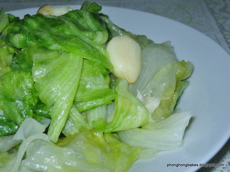 Phong Hong Bakes and Cooks! Stir Fried Iceberg Lettuce