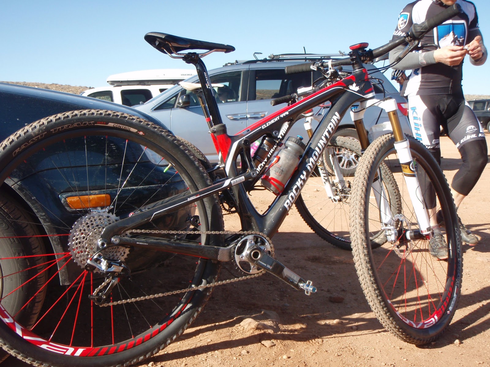rocky mountain element mountain bike