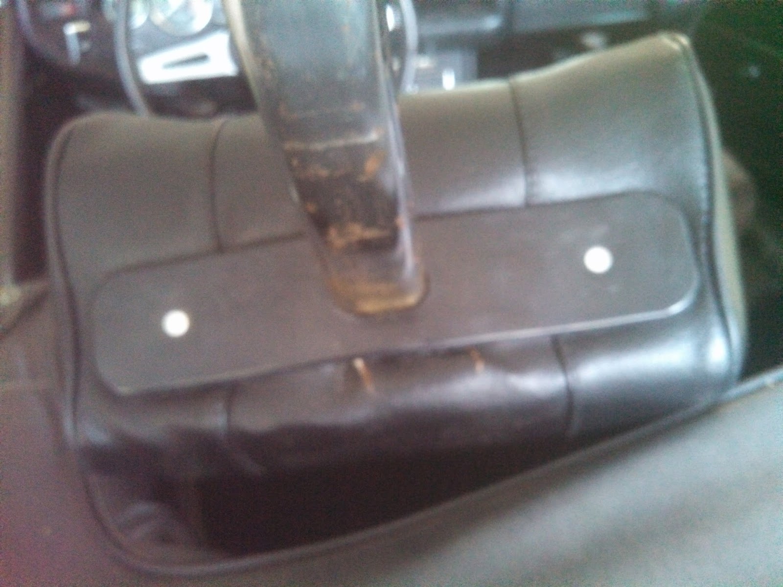 Positive Earth MGB Seatbelt Guide