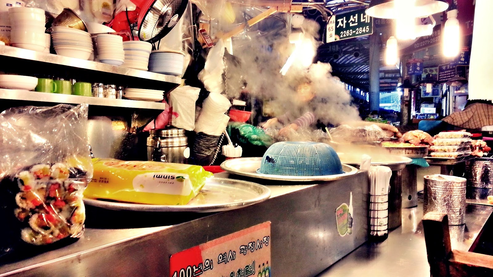 Food speciality of Gwangjang market... Traditional Gwanjang Market | www.meheartseoul.blogspot.com