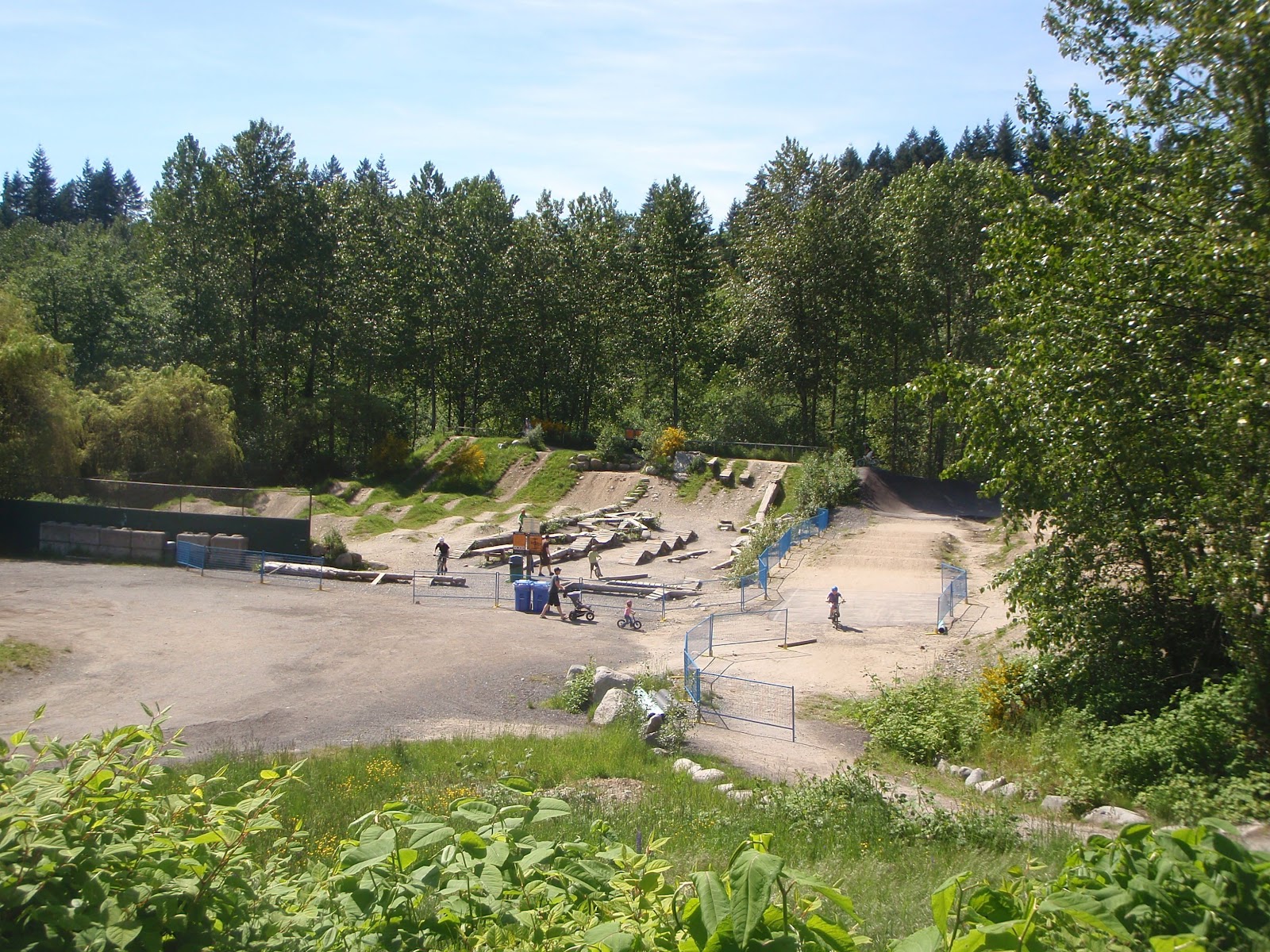 Let's Go Biking ! 51 Lynn Creek