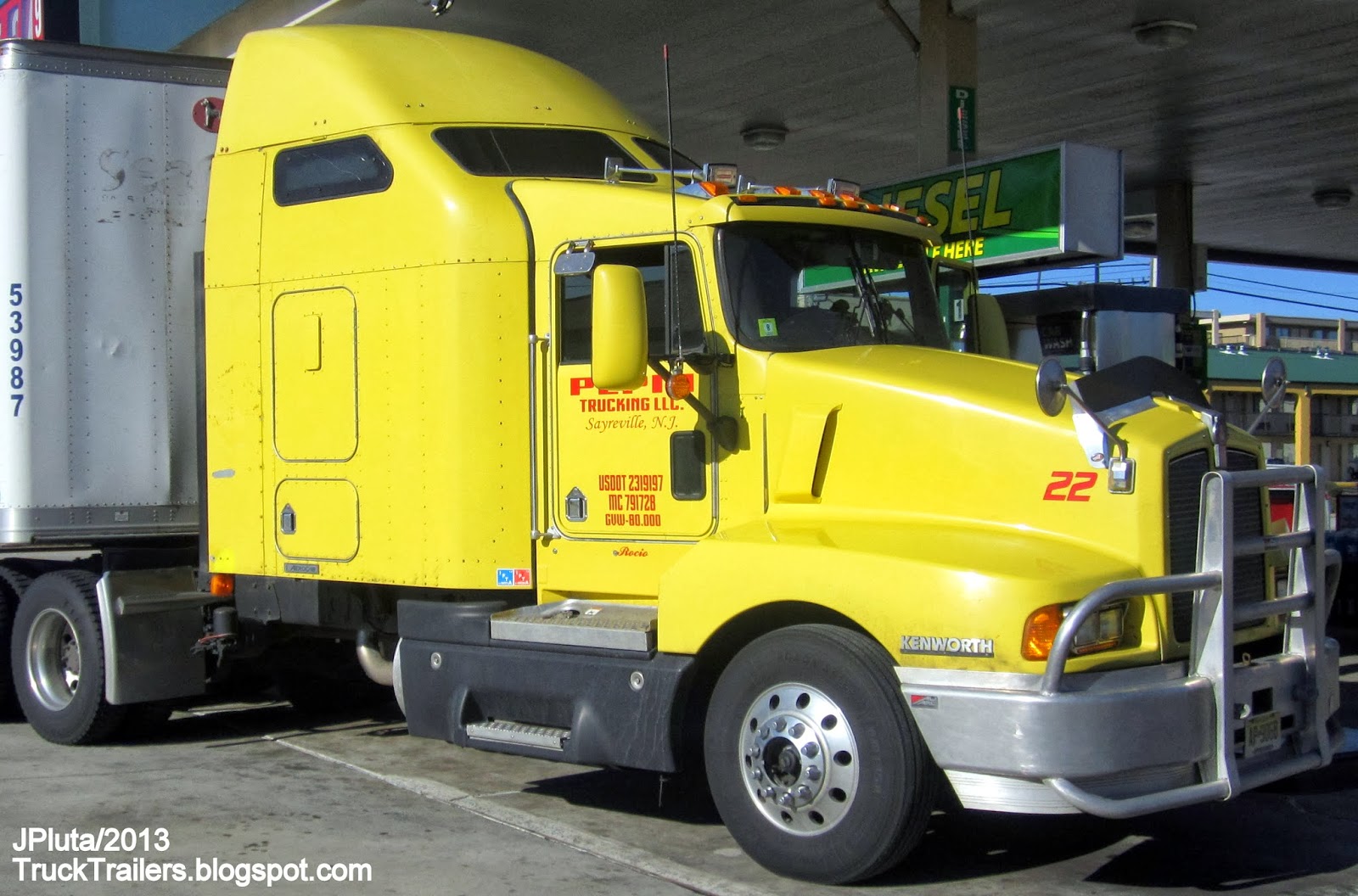 TRUCK TRAILER Transport Express Freight Logistic Diesel Mack Peterbilt