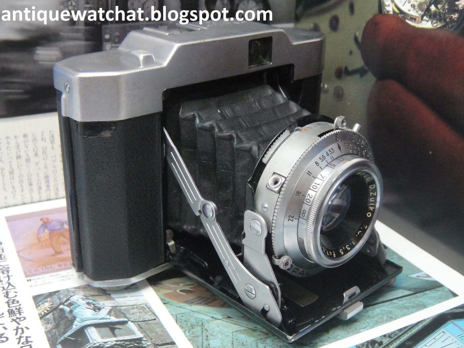 Antique Watch Bar OLYMPUS SIX V FOLDING CAMERA 1955's