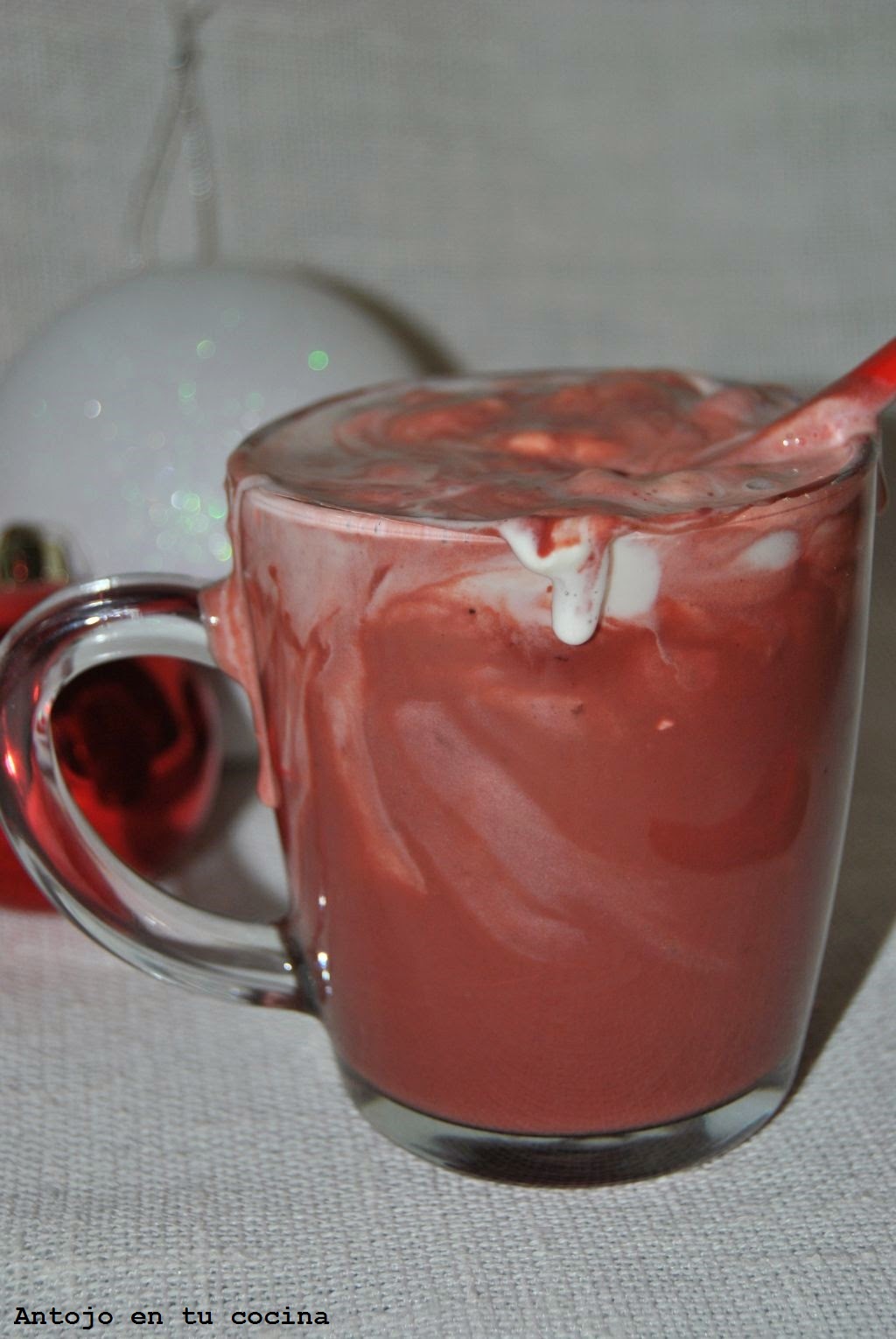 Red Velvet Hot Chocolate {perfecto Para La Mañana De Navidad}
