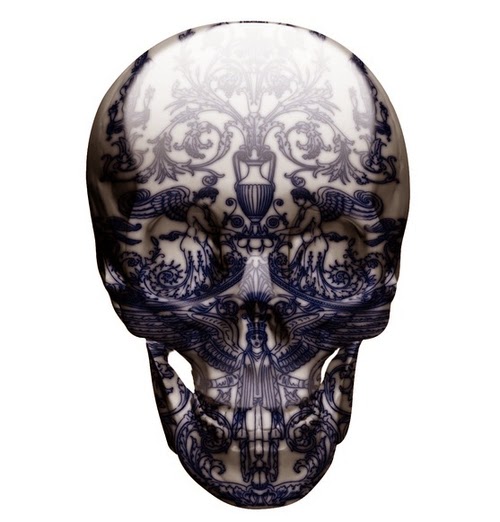 03-Delft-Skull-Descent-Of-An-Angel-Delft-Porcelain-British-Artist-Magnus-Gjoen-www-designstack-co