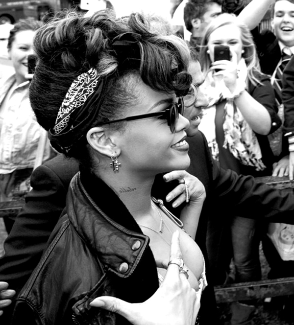 Rihanna Retro